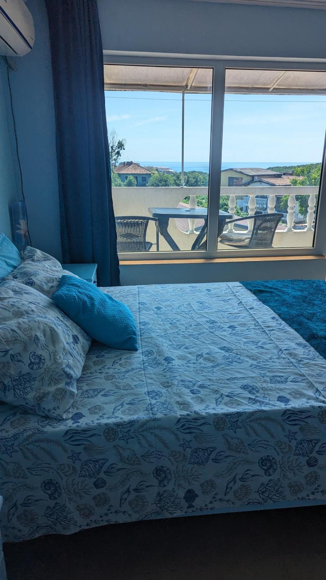 Guest House Chalakov Szinemorec Kültér fotó