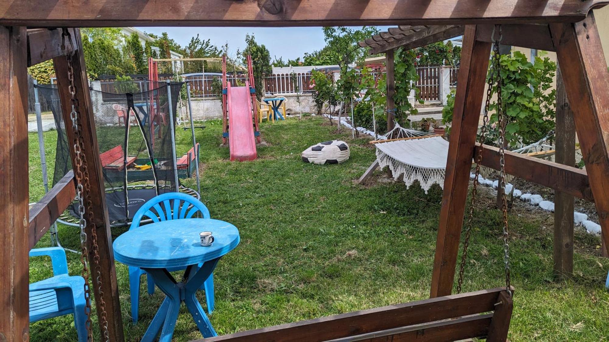Guest House Chalakov Szinemorec Kültér fotó